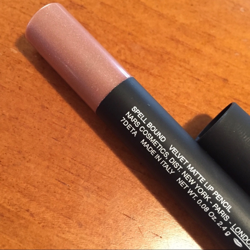 NARS Velvet Matte Lip Pencil 👄 - Picture 5 of 8